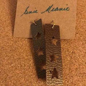 Leather earrings